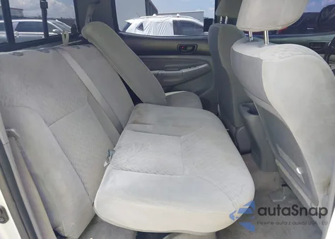 2010 Toyota Tacoma Double Cab Prerunner z USA, uszkodzony, nr VIN 3TMJU4GN5AM093419